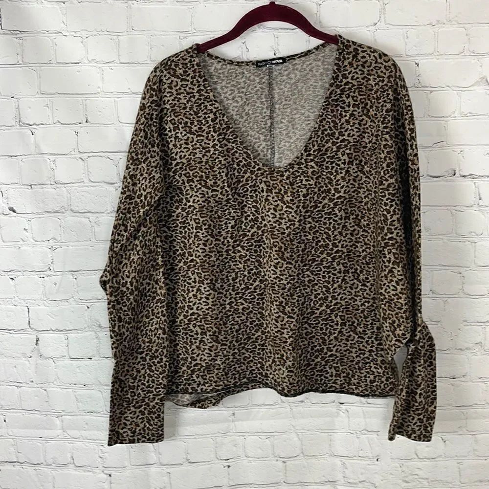 Fashion Nova Animal Print Crop Top Size 2X